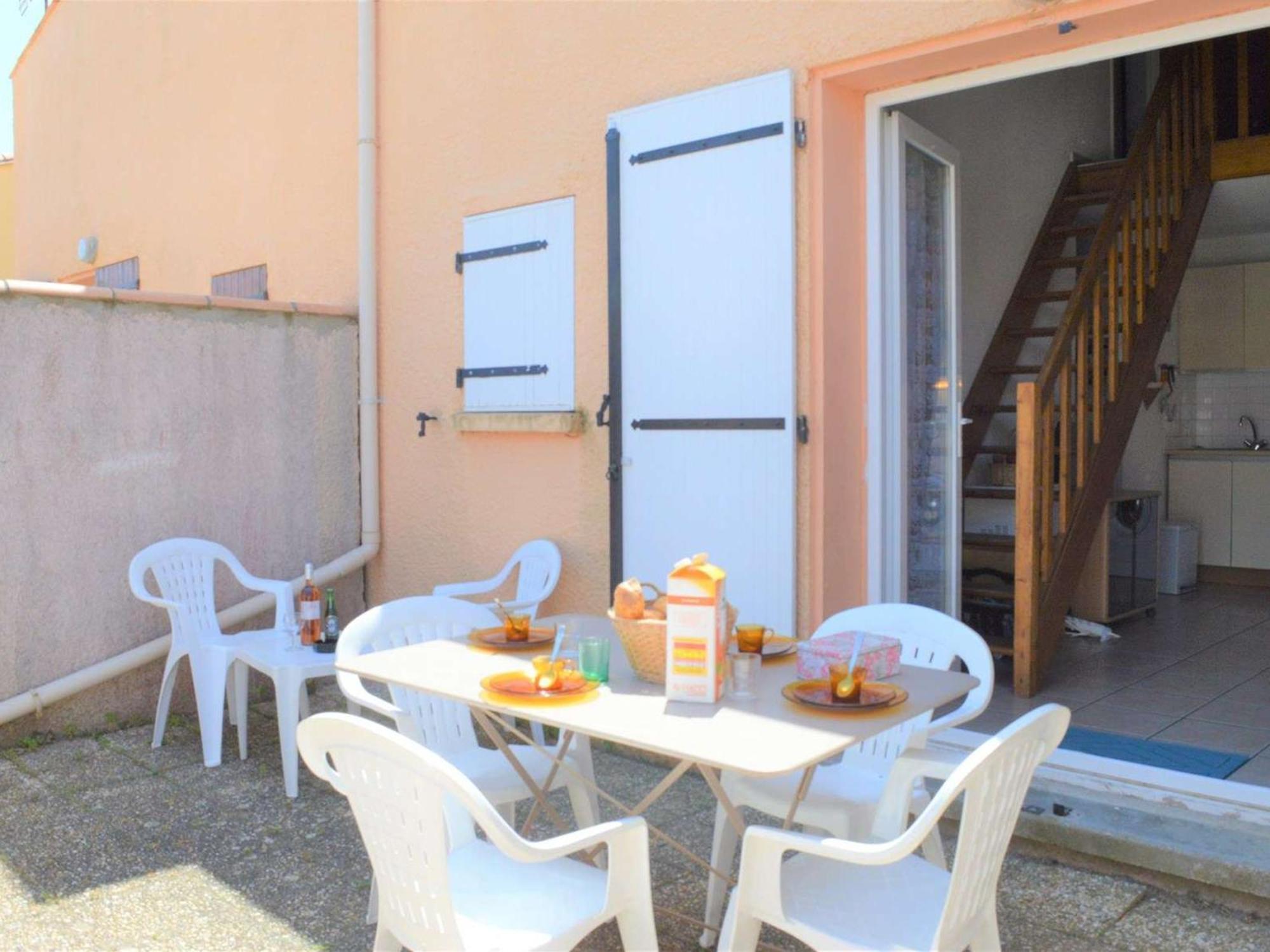 Pavillon Familial 6 Pers A 200M De La Plage Avec Terrasse, Barbecue Et Parking. - Fr-1-229D-227 Saint-Pierre-la-Mer  外观 照片